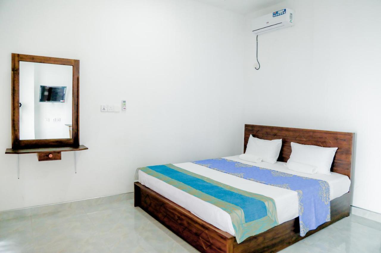 Araliya Lagoon Park * Negombo