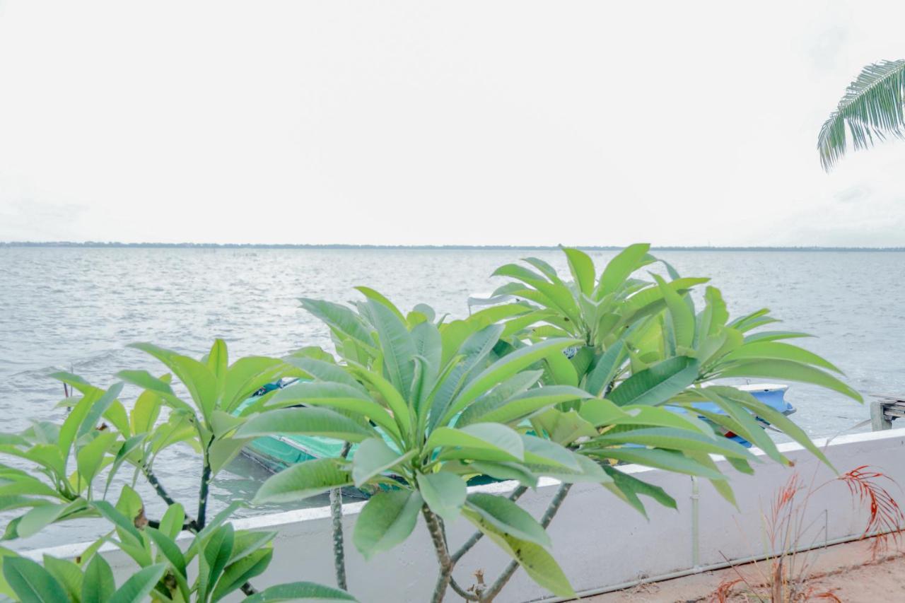 Auberge de jeunesse Araliya Lagoon Park Negombo